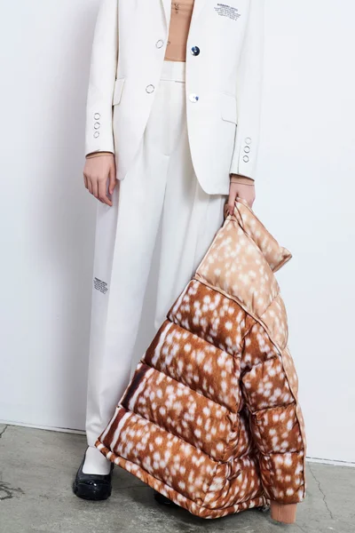 Look 24